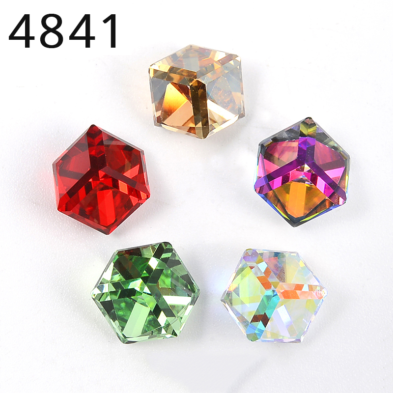 Nail Art Quirky - (1 Buah) 4841 Kubus Batu Mewah