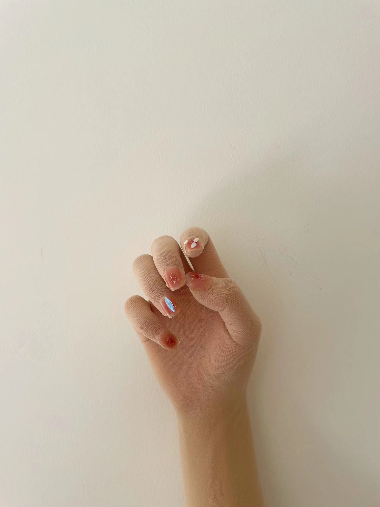 Nail Art Queen - 1 Pasang Stoking Tabir Surya Pria