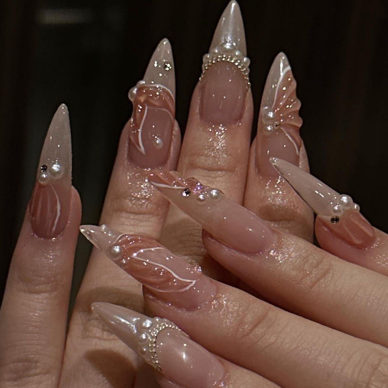 24pcs Kuku Palsu Fashion Berhi - Nail Art Quirky ulasan dan harga